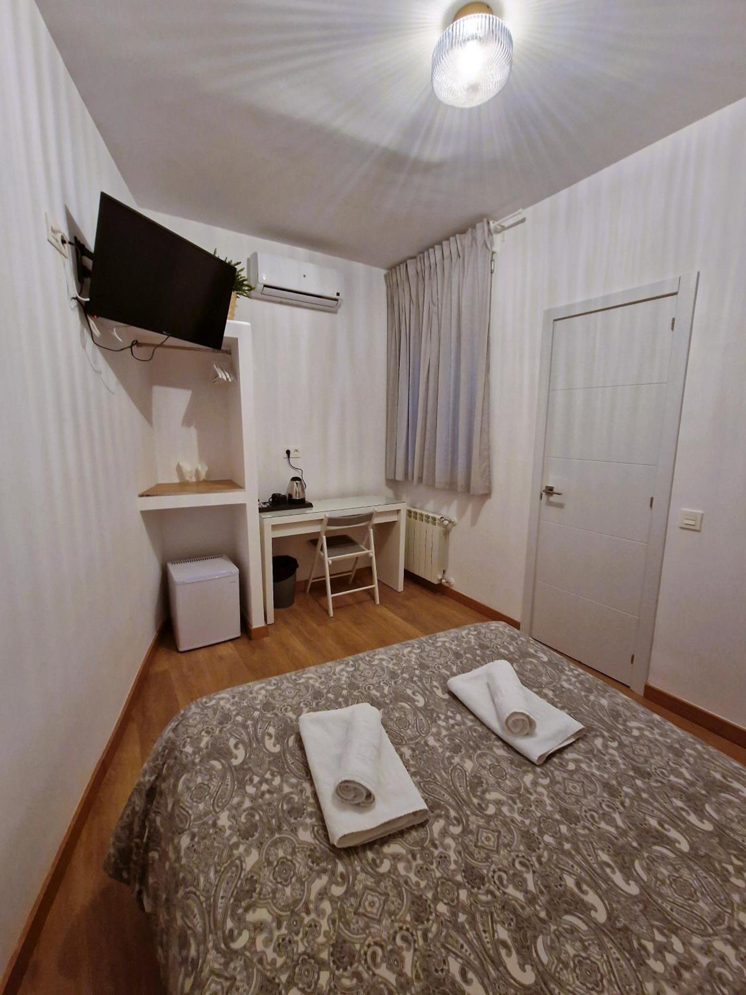 Hostal A Nuestra Senora De La Paloma Madryt Zewnętrze zdjęcie