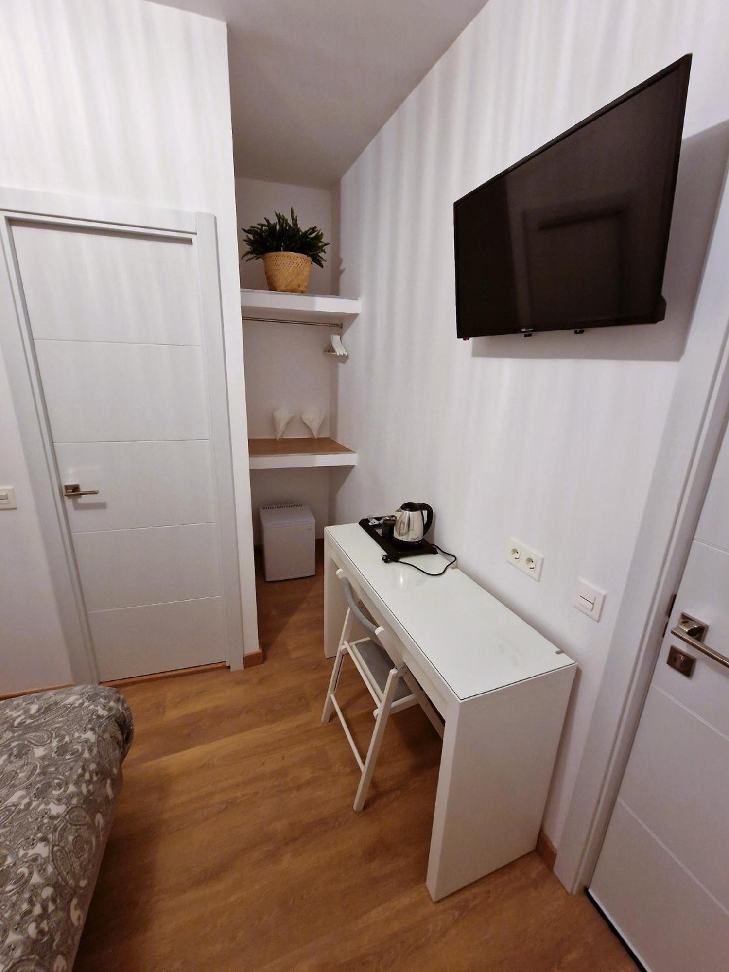 Hostal A Nuestra Senora De La Paloma Madryt Zewnętrze zdjęcie