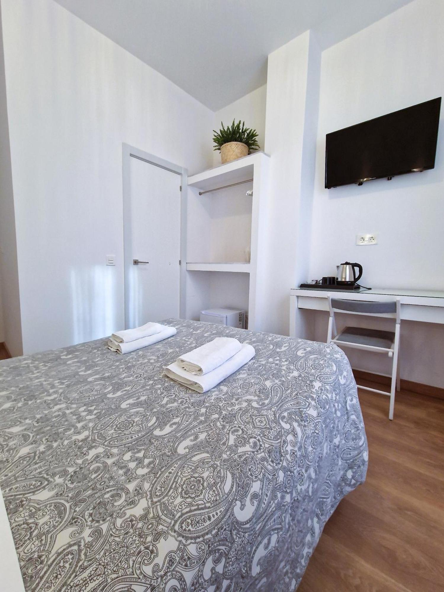 Hostal A Nuestra Senora De La Paloma Madryt Zewnętrze zdjęcie