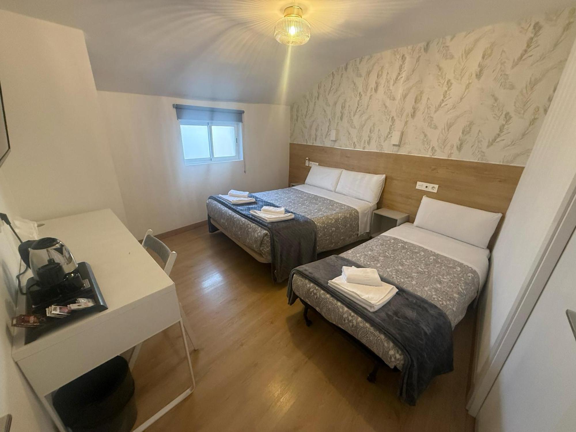 Hostal A Nuestra Senora De La Paloma Madryt Zewnętrze zdjęcie