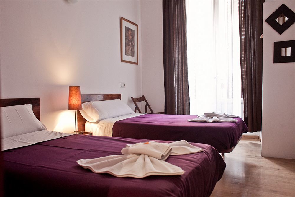 Hostal A Nuestra Senora De La Paloma Madryt Zewnętrze zdjęcie