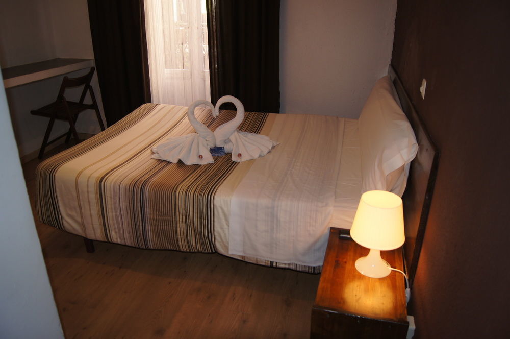 Hostal A Nuestra Senora De La Paloma Madryt Zewnętrze zdjęcie