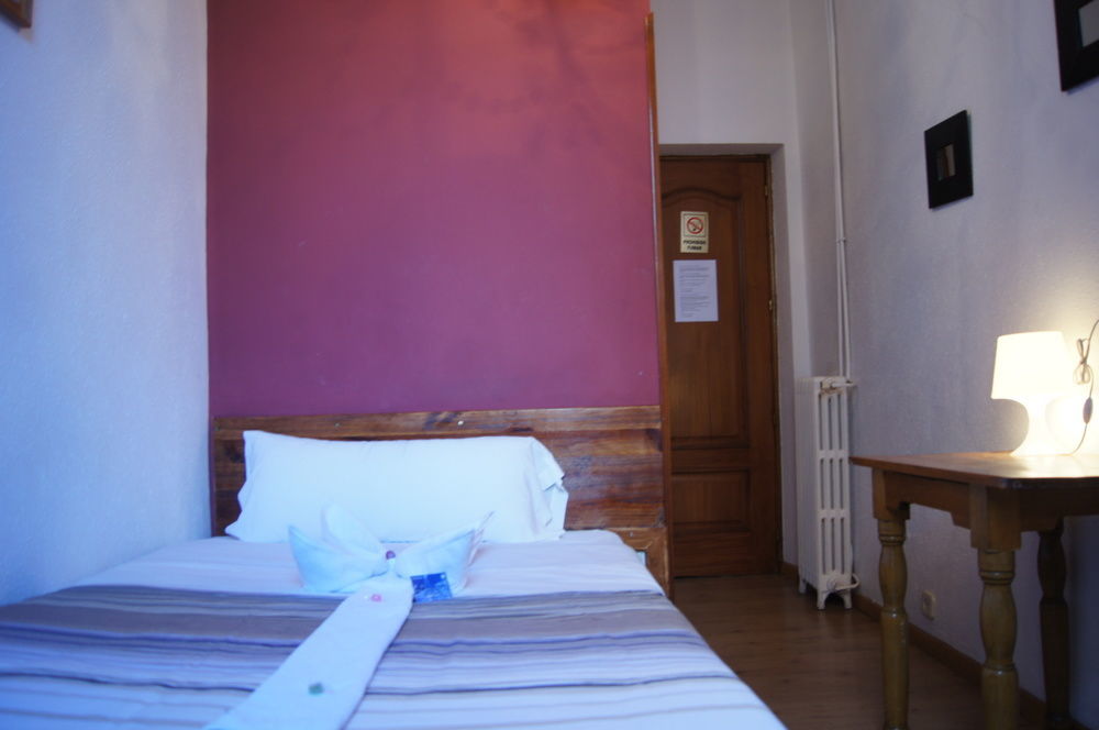 Hostal A Nuestra Senora De La Paloma Madryt Zewnętrze zdjęcie